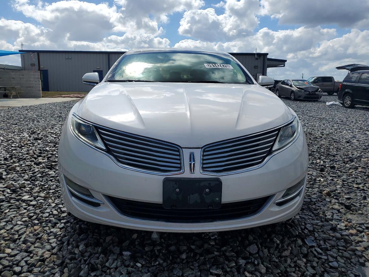 2013 Lincoln MKZ