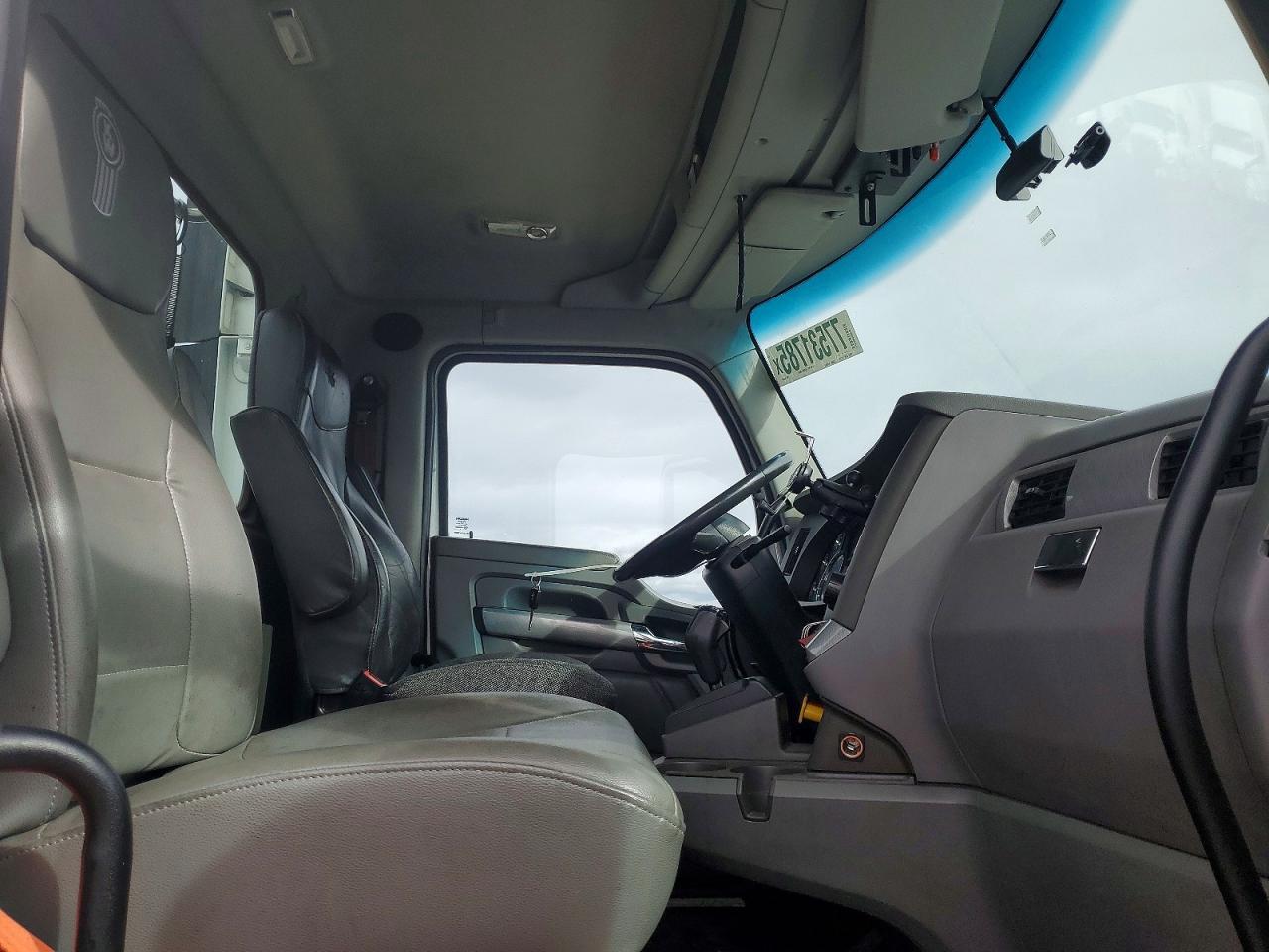2017 Kenworth T680