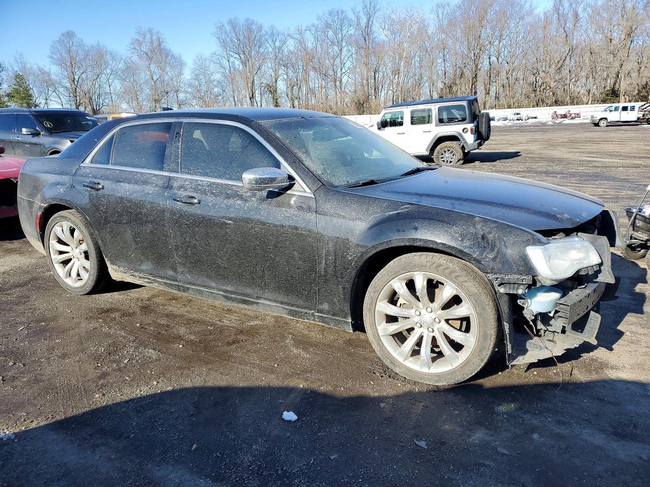 2021 Chrysler 300 Touring