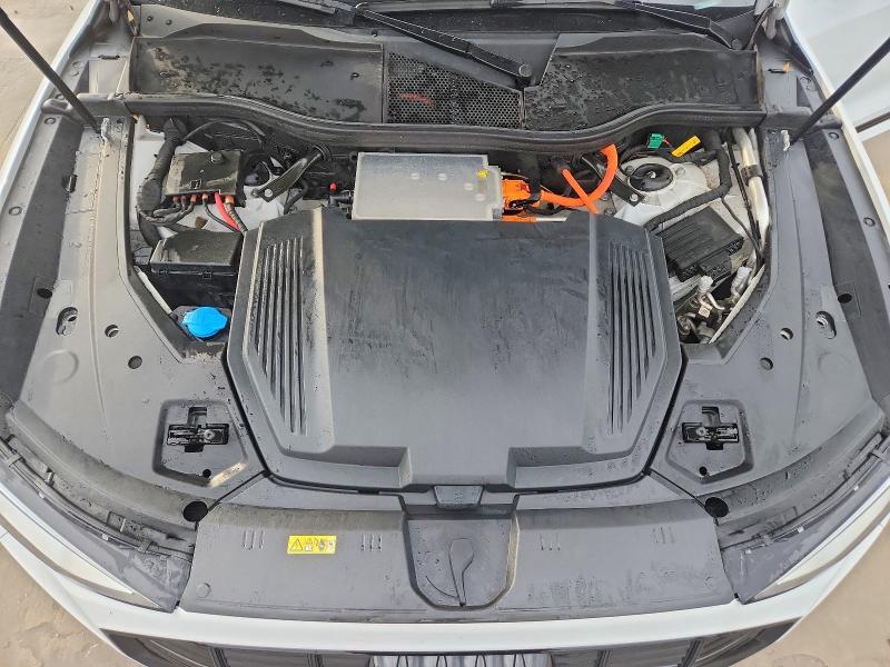 2021 Audi E-tron Premium