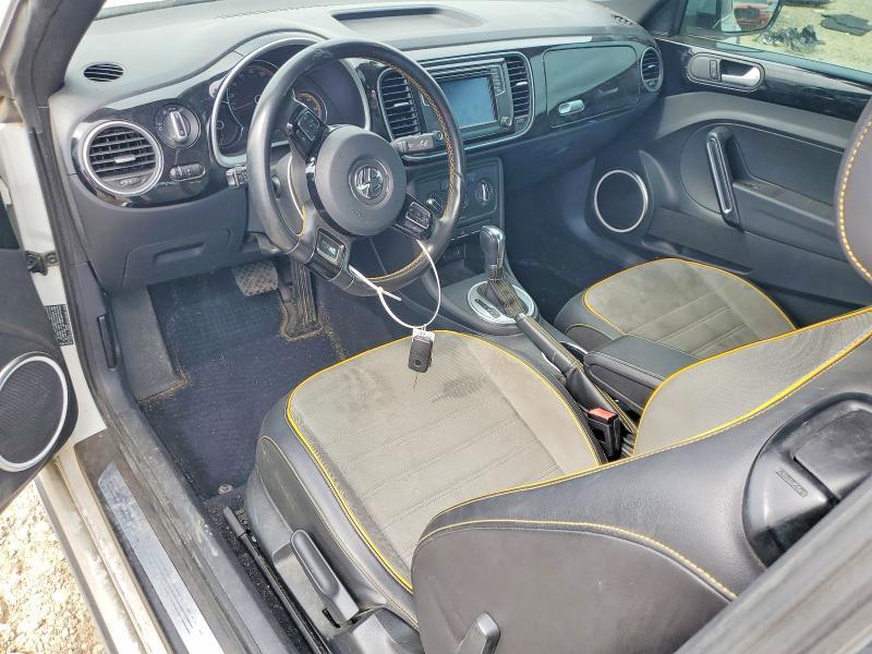 2016 Volkswagen Beetle Dune