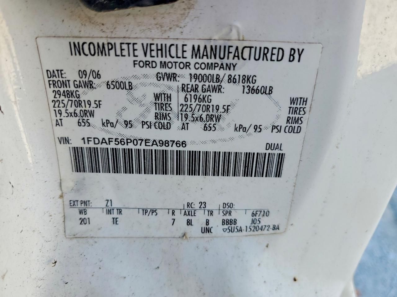 2007 Ford F550 Super Duty Flatbed Truck