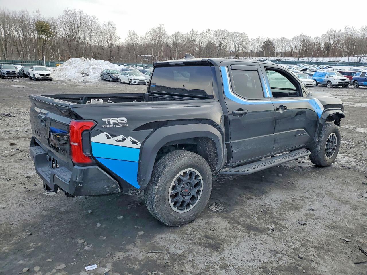 2024 Toyota Tacoma TRD OFF-Road