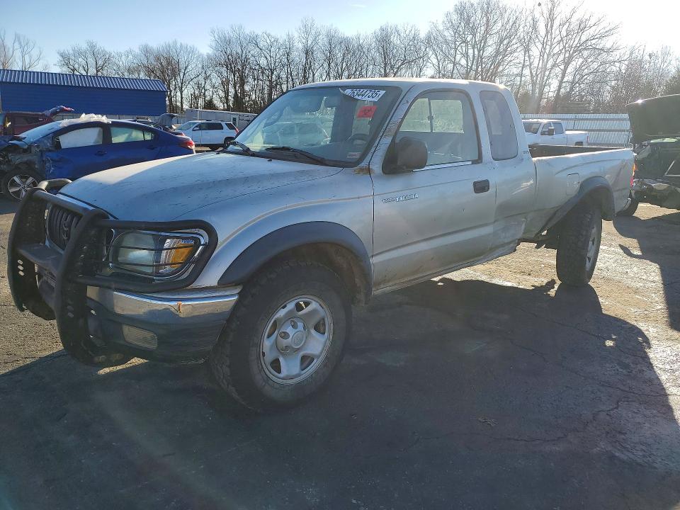 2004 Toyota Tacoma Xtracab