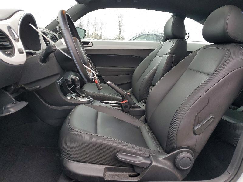 2016 Volkswagen Beetle se