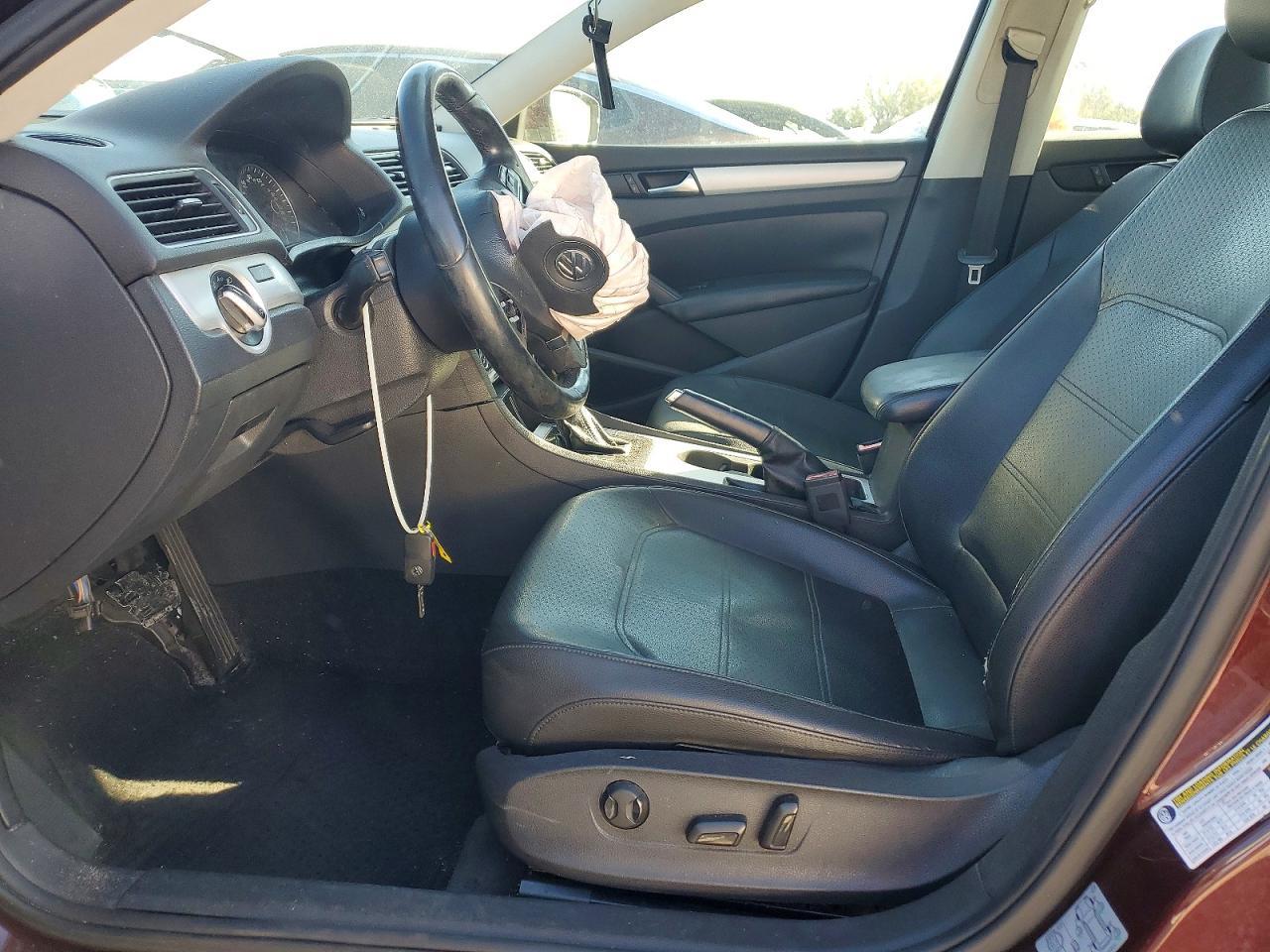 2013 Volkswagen Passat se
