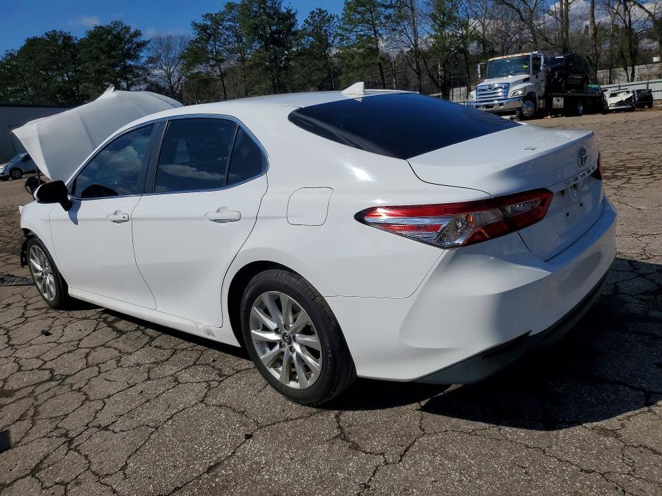 2019 Toyota Camry le