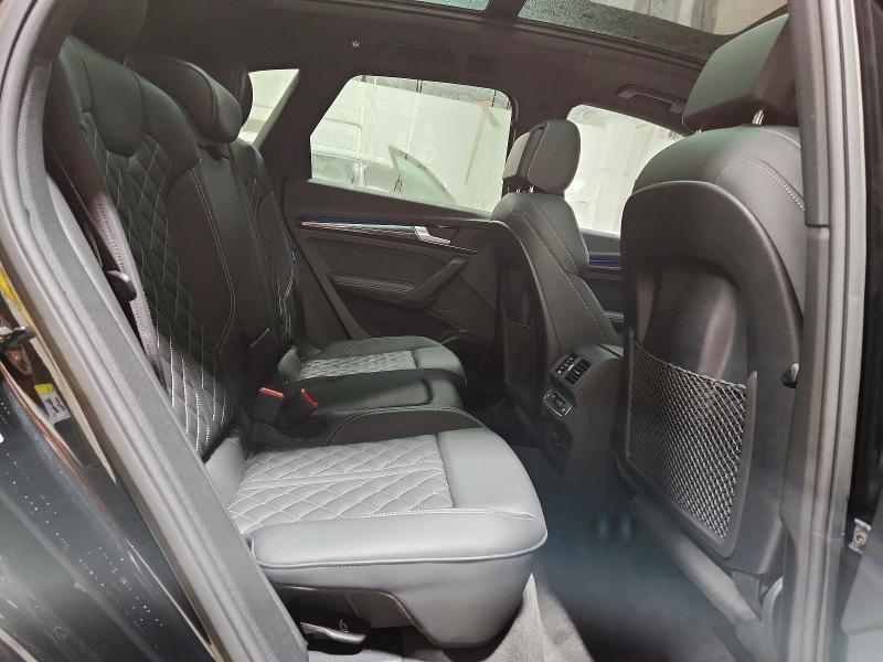 2025 Audi SQ5 Prestige