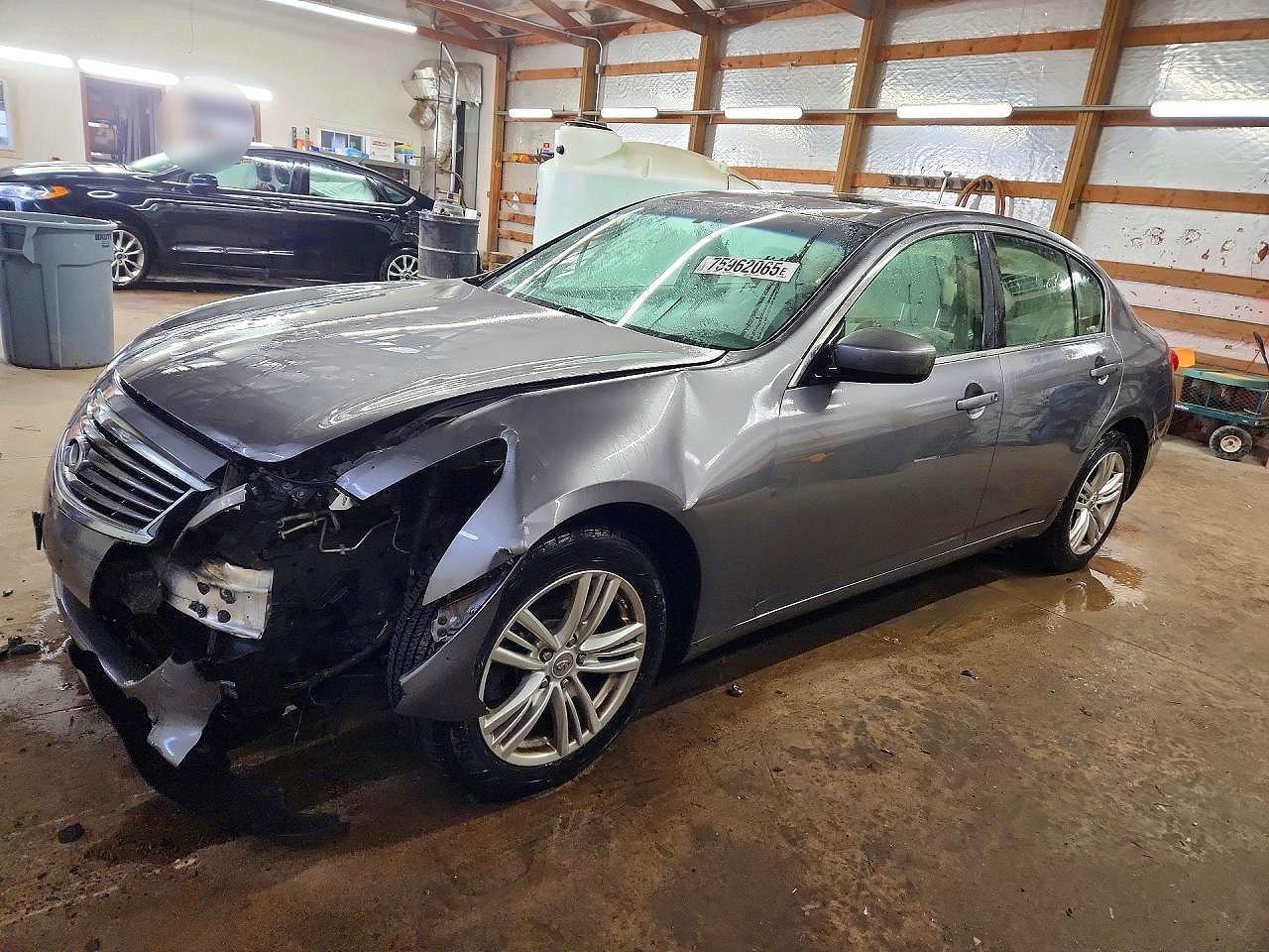 2013 Infiniti G37