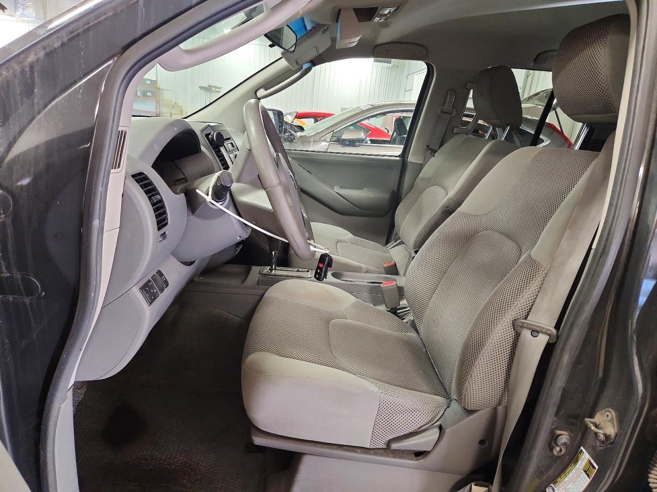 2010 Nissan Frontier SE V6