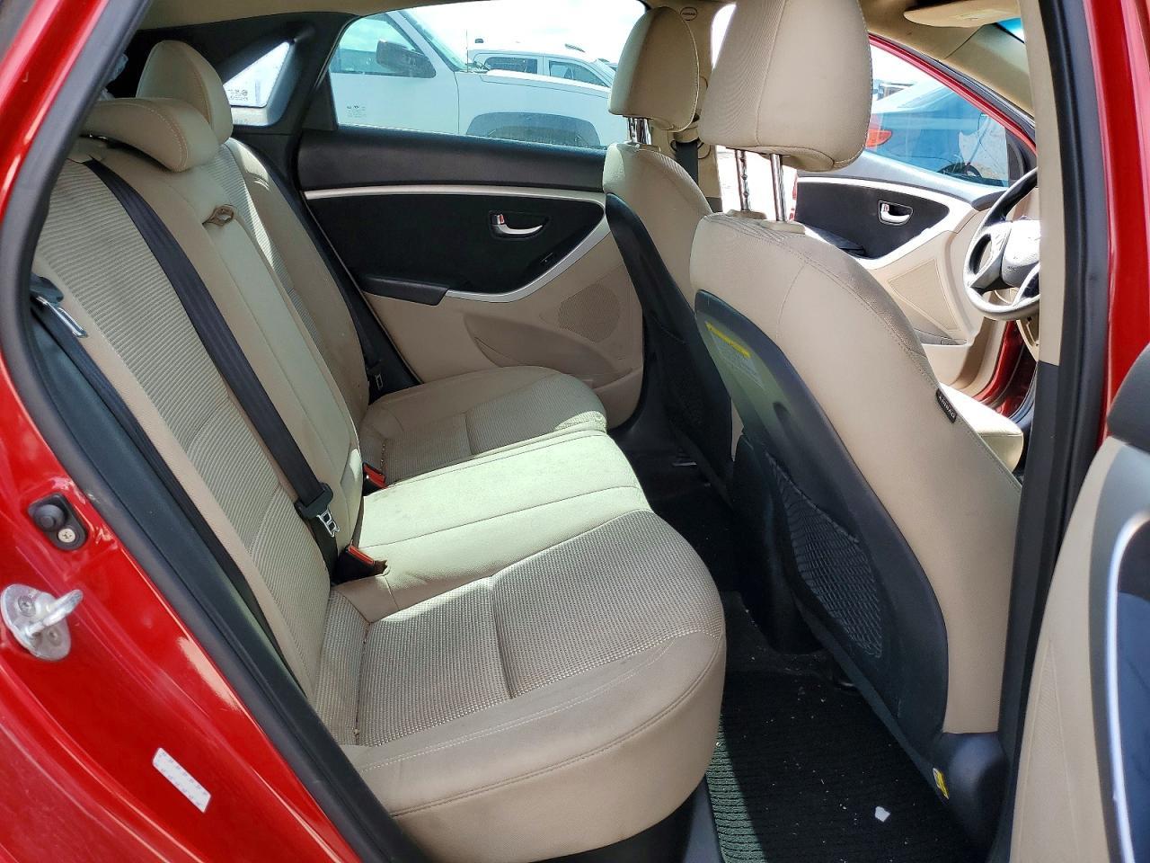 2016 Hyundai Elantra gt
