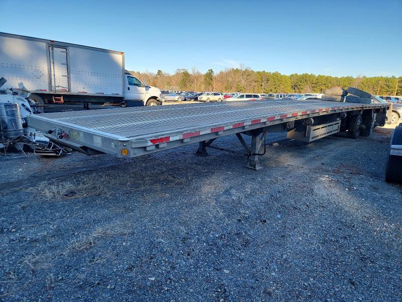 2016 Reitnouer Flatbed Trailer