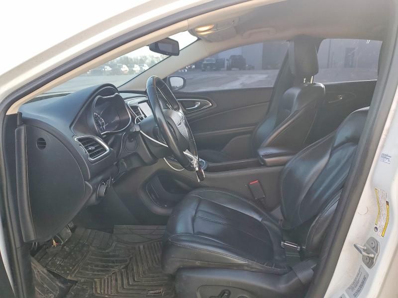 2017 Chrysler 200 Limited