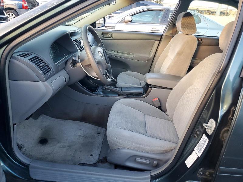 2002 Toyota Camry le