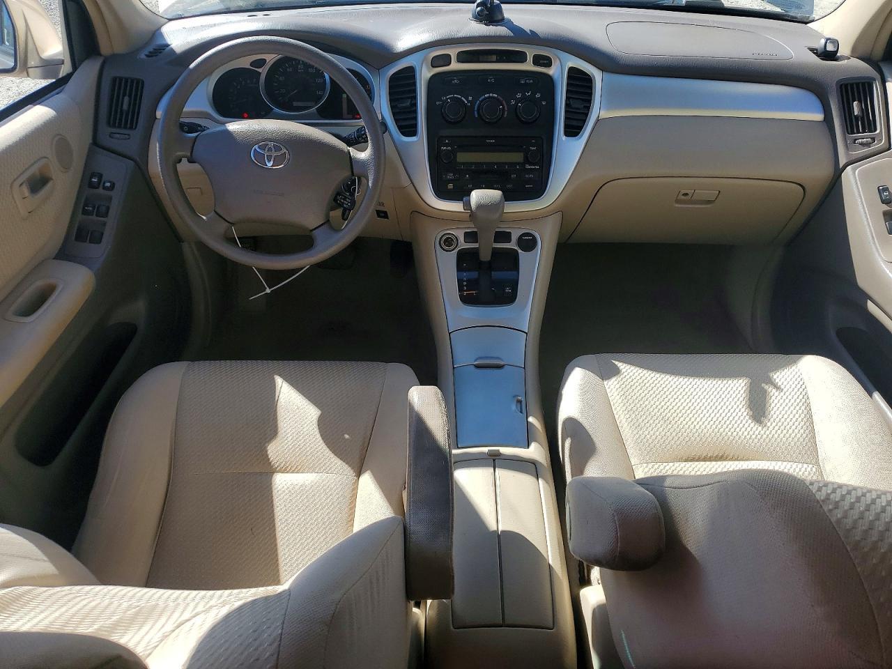 2004 Toyota Highlander Base