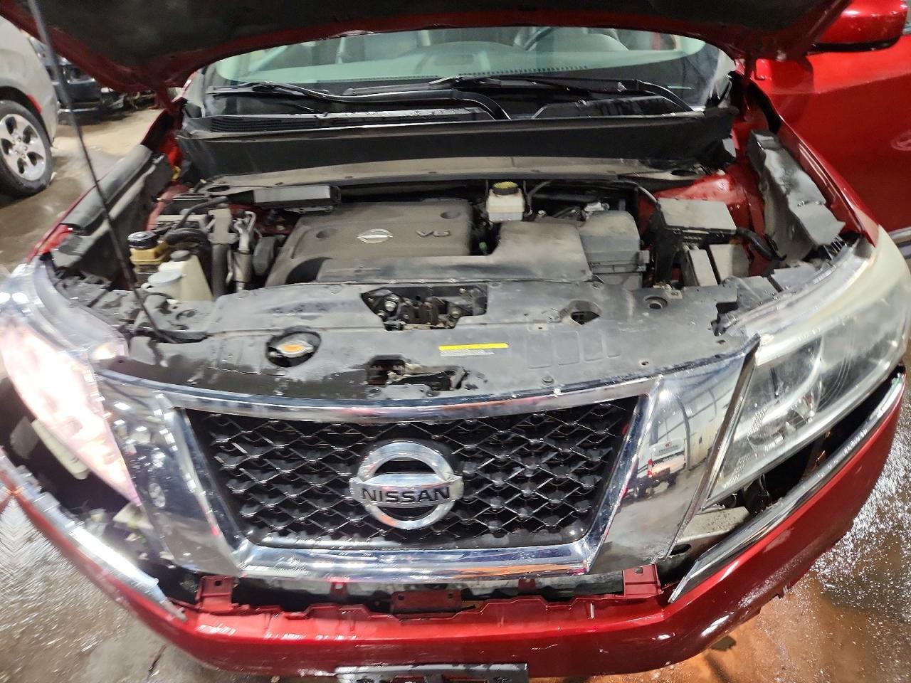 2015 Nissan Pathfinder s