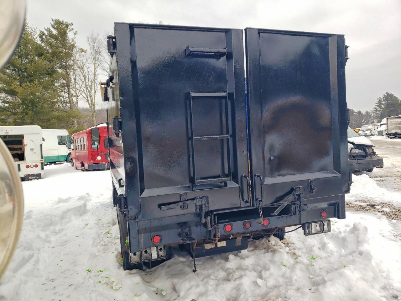 2014 Isuzu NPR HD Refuse Truck