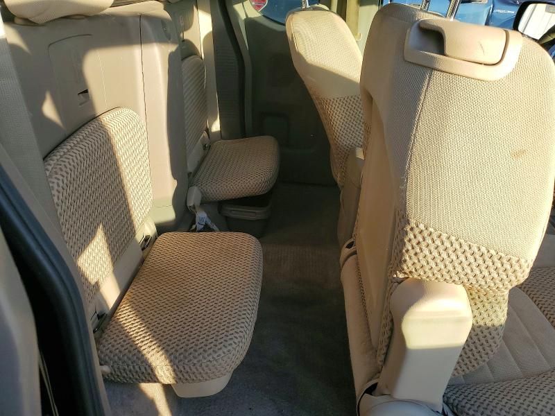 2014 Nissan Frontier sv V6