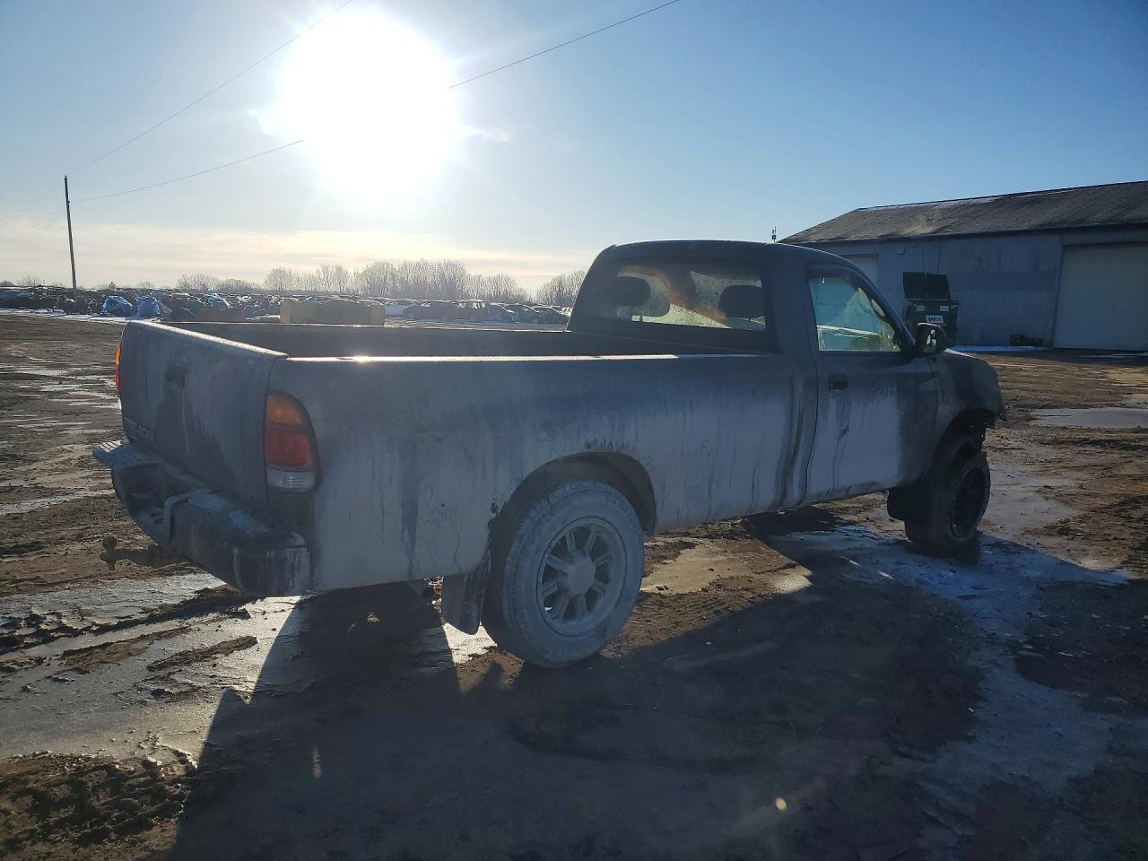 2004 Toyota Tundra Base