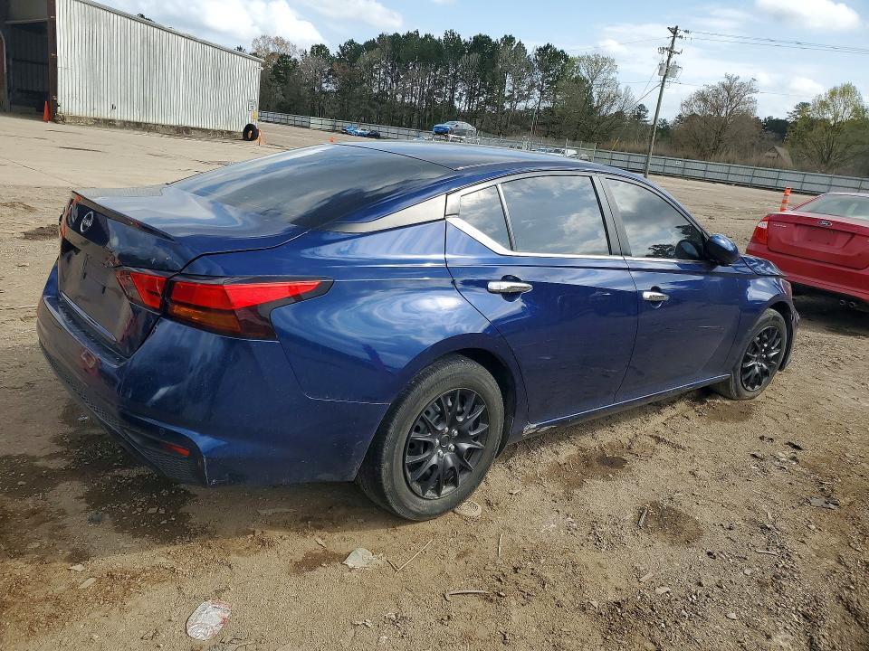 2023 Nissan Altima 2.5 s