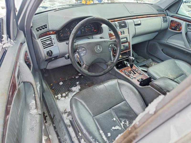 2002 Mercedes-Benz E 320