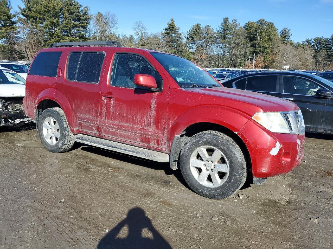2012 Nissan Pathfinder s