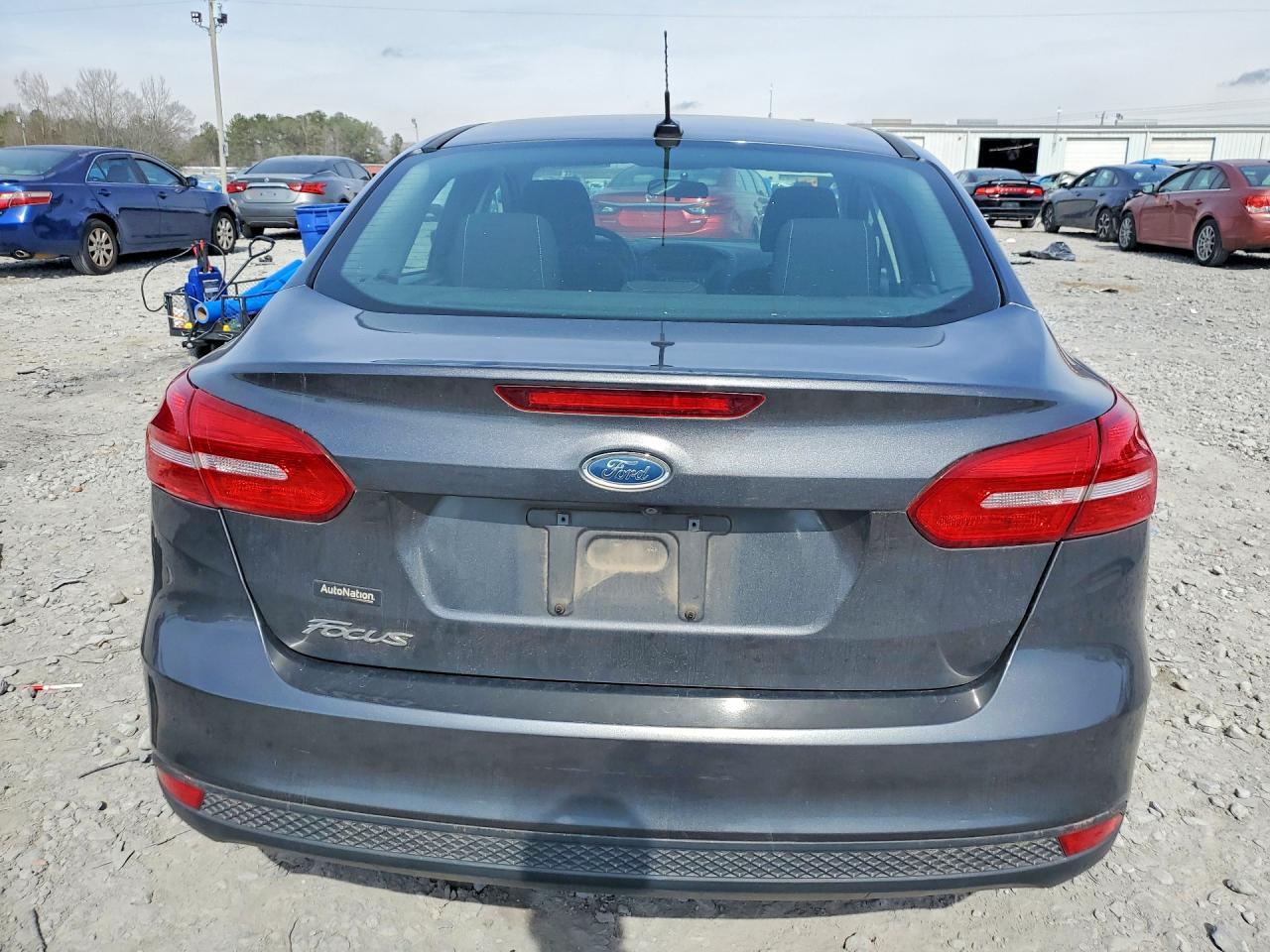 2017 Ford Focus s
