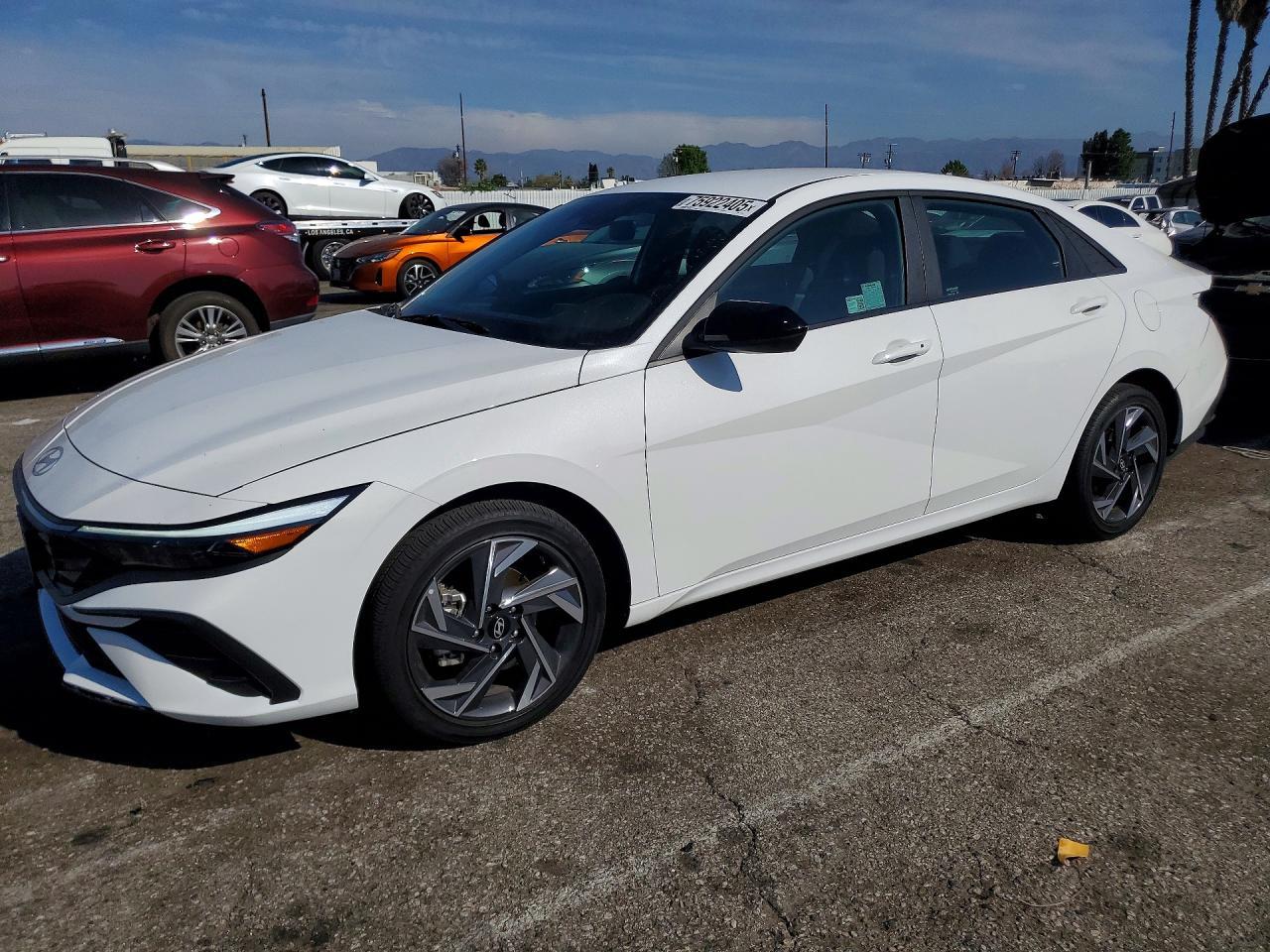 2025 Hyundai Elantra Blue