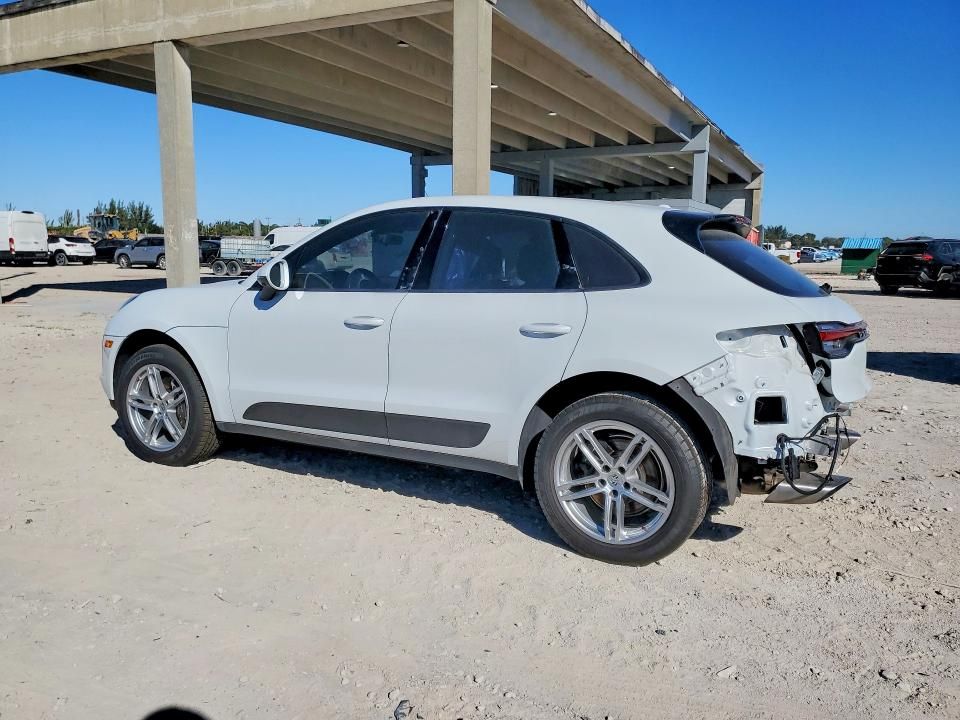 2021 Porsche Macan