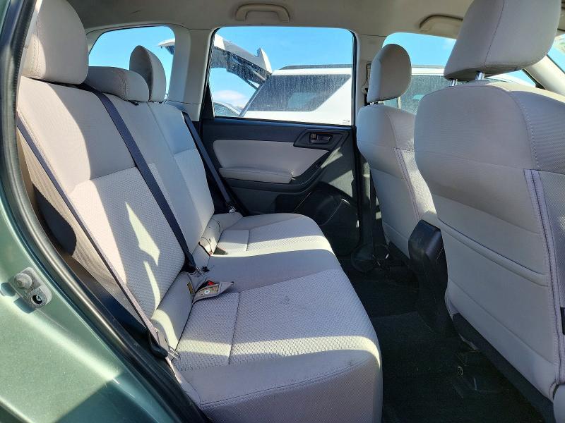 2016 Subaru Forester 2.5i