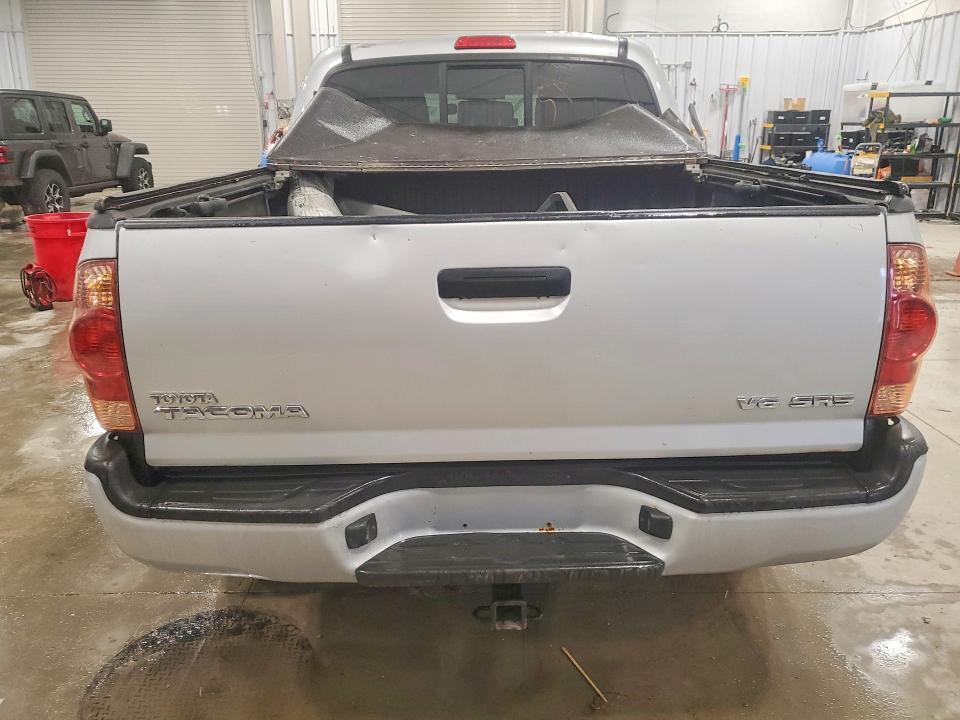 2005 Toyota Tacoma V6