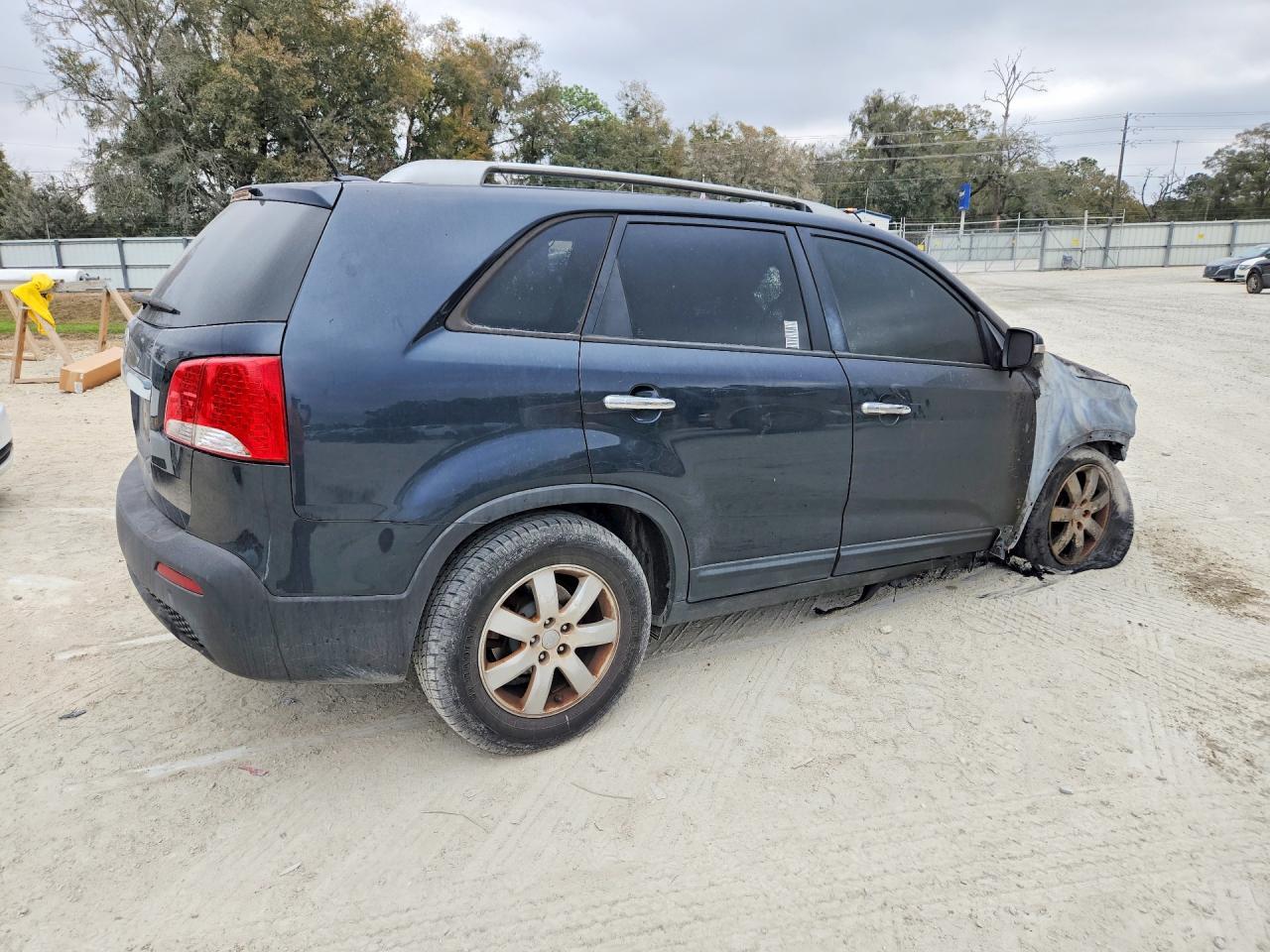 2013 KIA Sorento lx