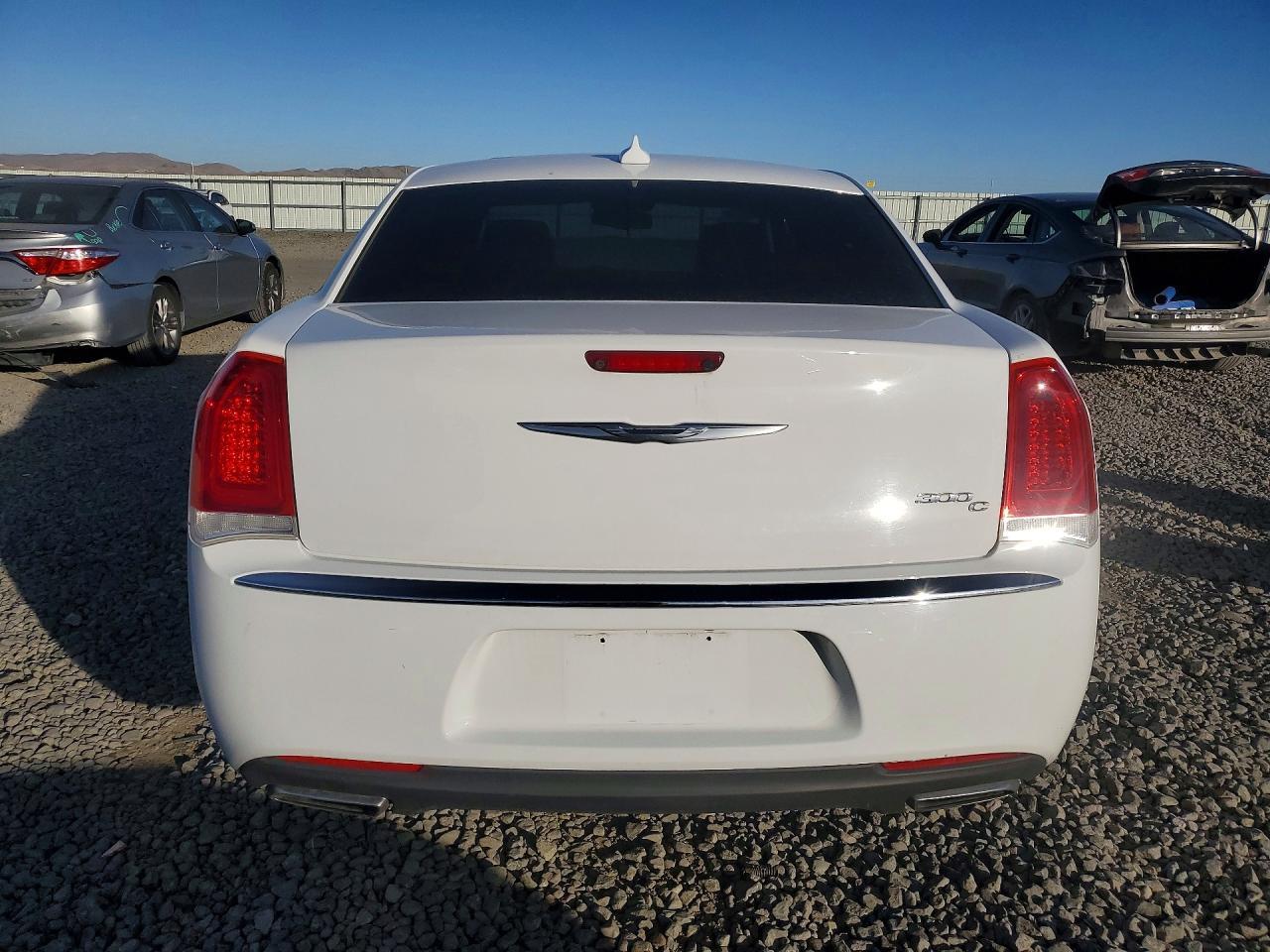 2016 Chrysler 300c