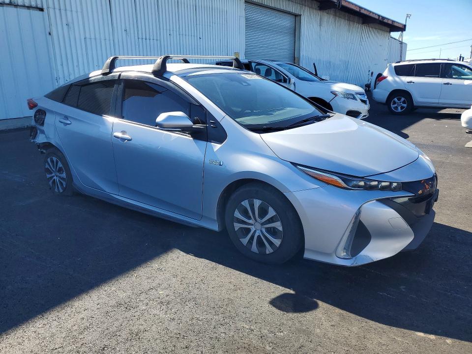 2022 Toyota Prius Prime le