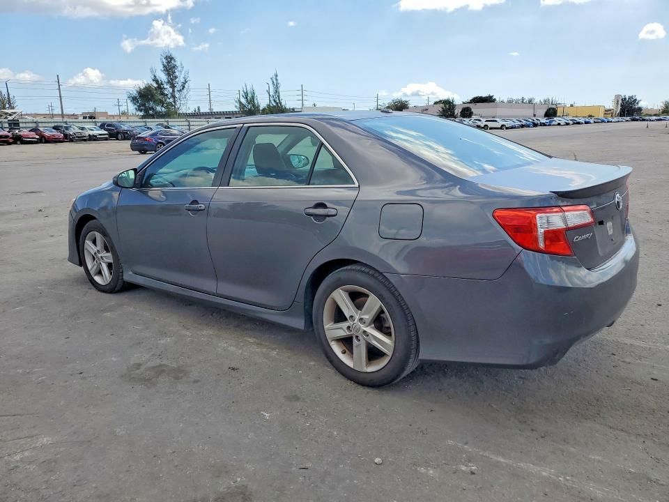 2014 Toyota Camry l