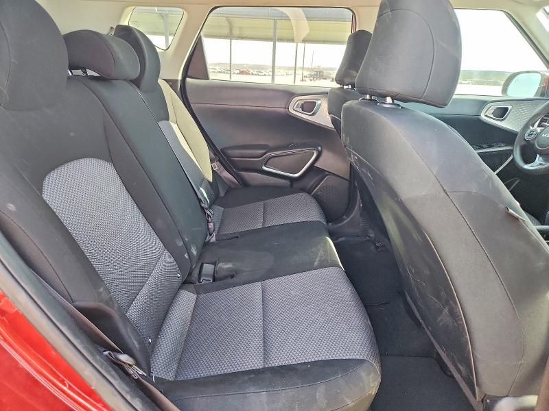 2022 KIA Soul lx