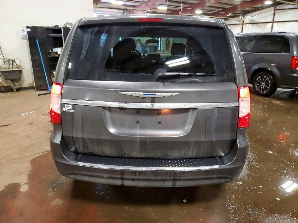 2015 Chrysler Town & Country Touring