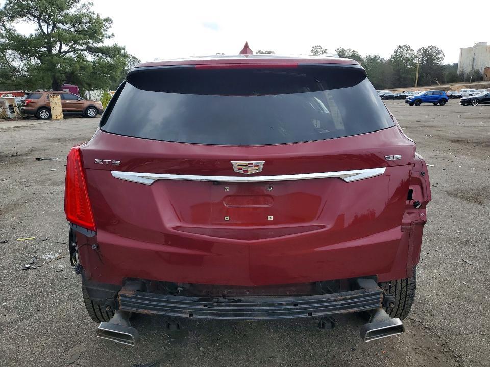 2017 Cadillac XT5