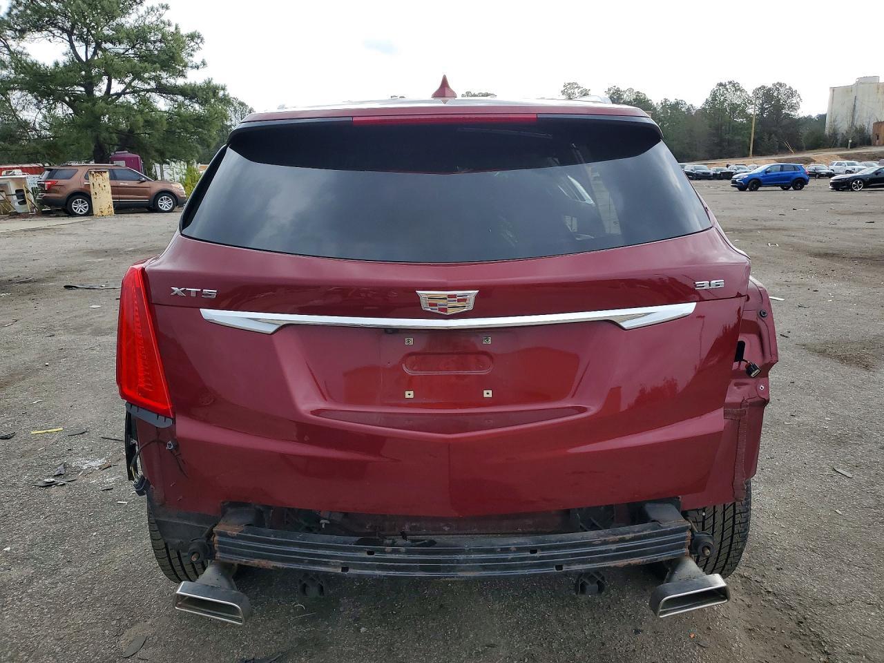 2017 Cadillac XT5