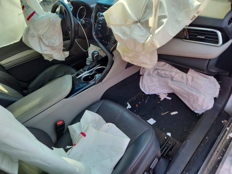 2018 Toyota Camry Hybrid