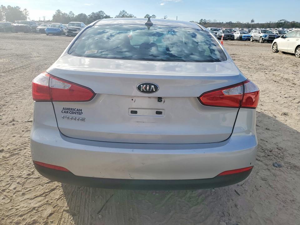 2015 KIA Forte lx