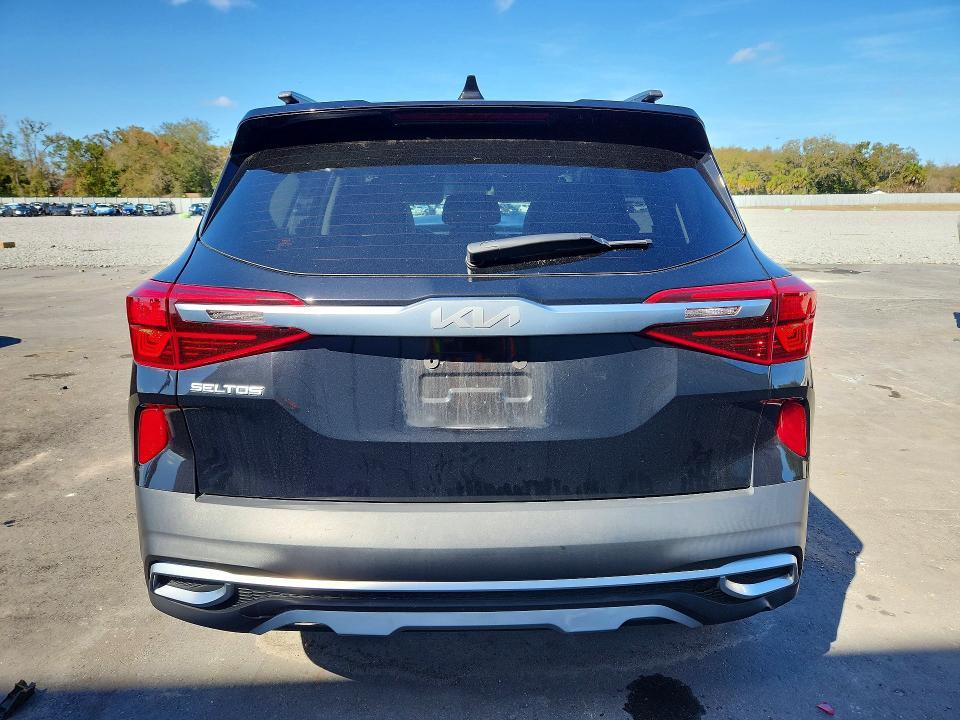 2023 KIA Seltos ex