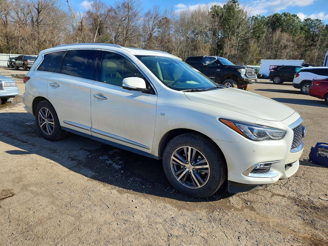 2017 Infinity Qx60