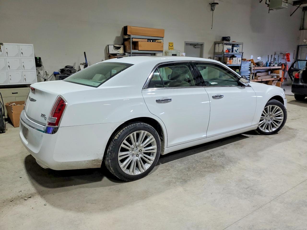 2011 Chrysler 300c