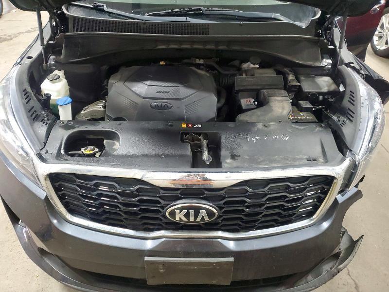 2019 KIA Sorento lx V6