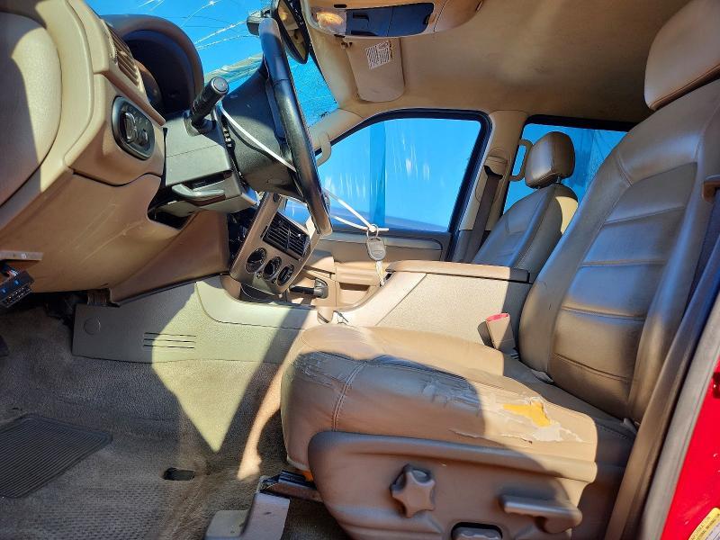 2004 Ford Explorer xlt
