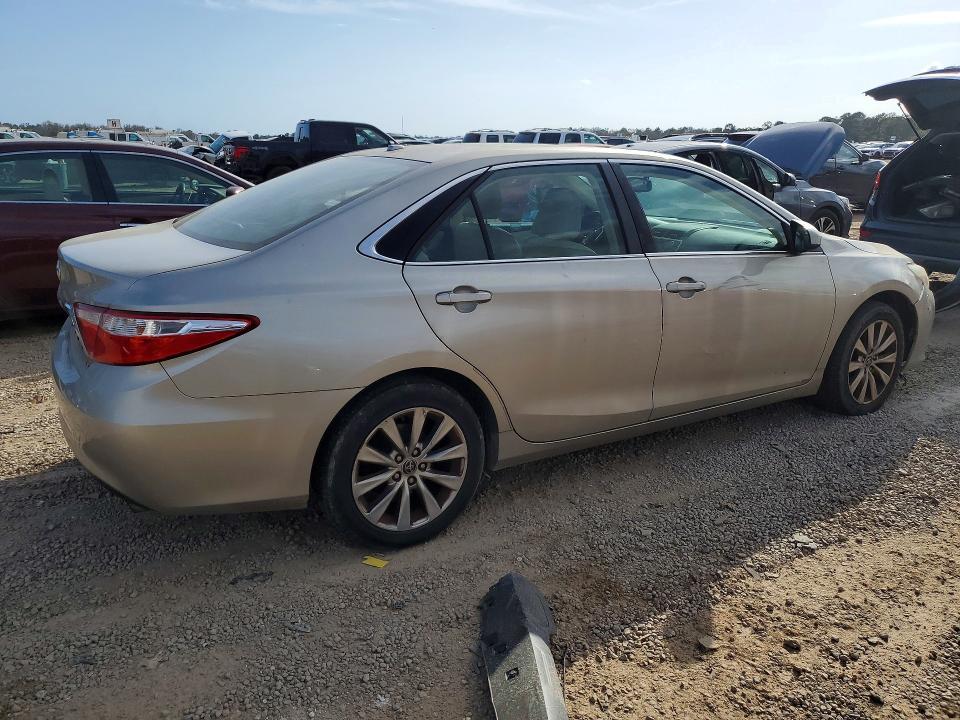 2015 Toyota Camry xle