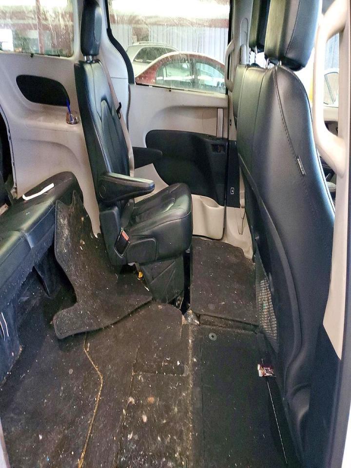 2020 Chrysler Pacifica Touring l