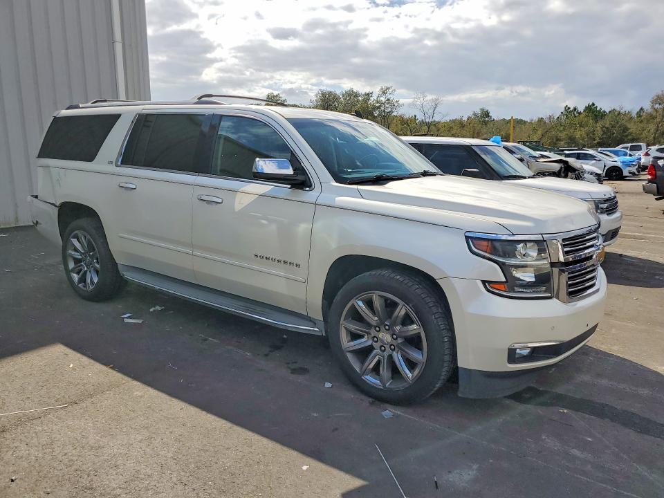 2015 Chevrolet Suburban C1500 ltz