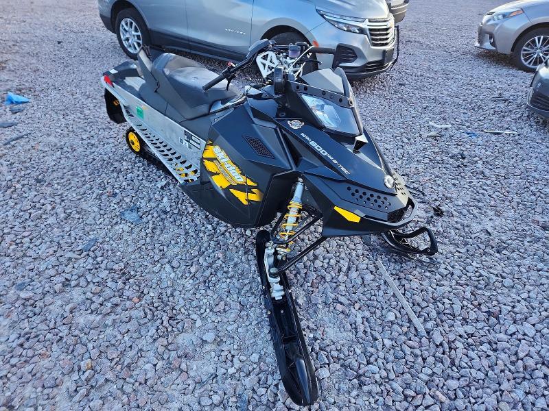 2009 Skidoo MXZ Adrenaline